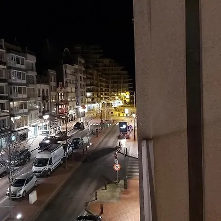 Gezellig, Modern Op Uitstekende Ligging * Knokke-Heist